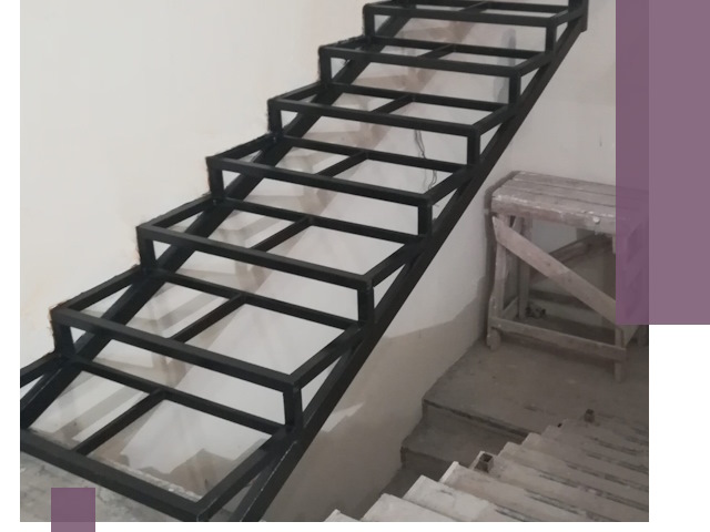 Демонтаж лестниц на металлокаркасе в Гукове: быстрый вывоз и разбор