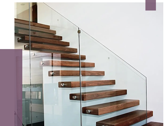 Стеклянные перила для лестницы в Гукове от 14886 руб.