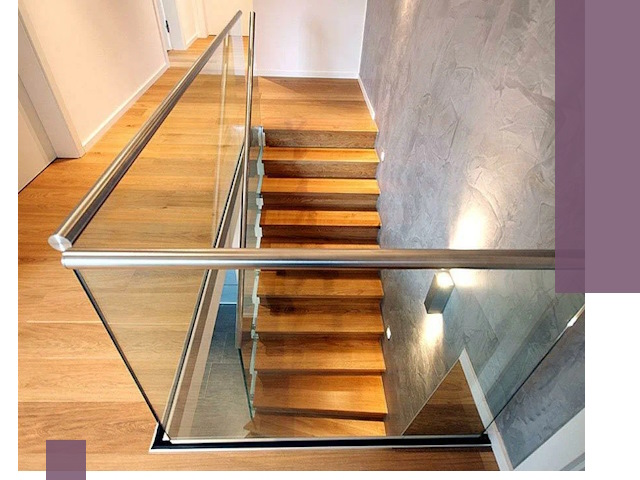 Перила для лестницы в доме — изготовление и монтаж в Гукове