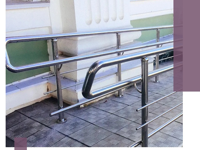 Ограждения пандусов из металла и нержавейки в Гукове