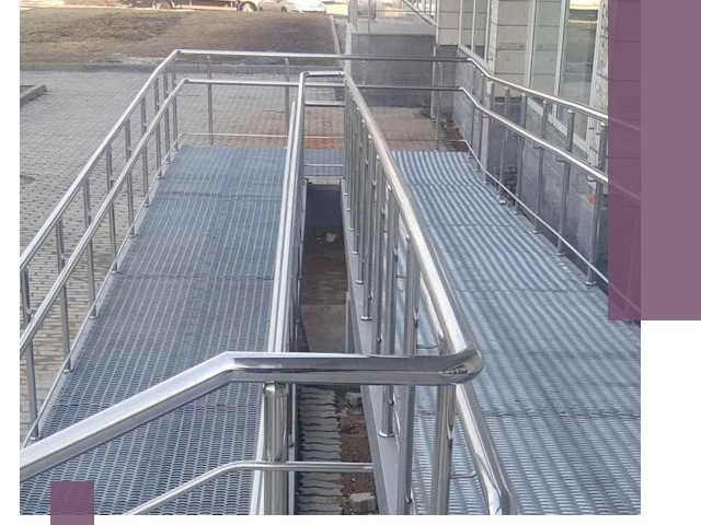 Монтаж пандусов любой сложности в Гукове за короткие сроки