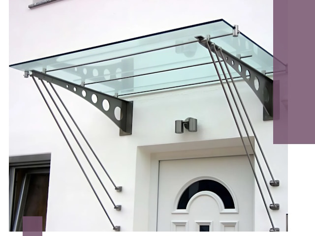 Козырьки над входом под ключ в Гукове — изготовление и монтаж