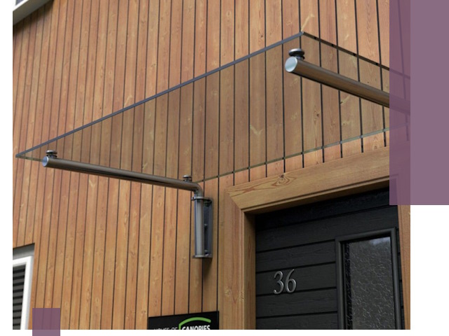 Стеклянные козырьки на входы и фасады в Гукове